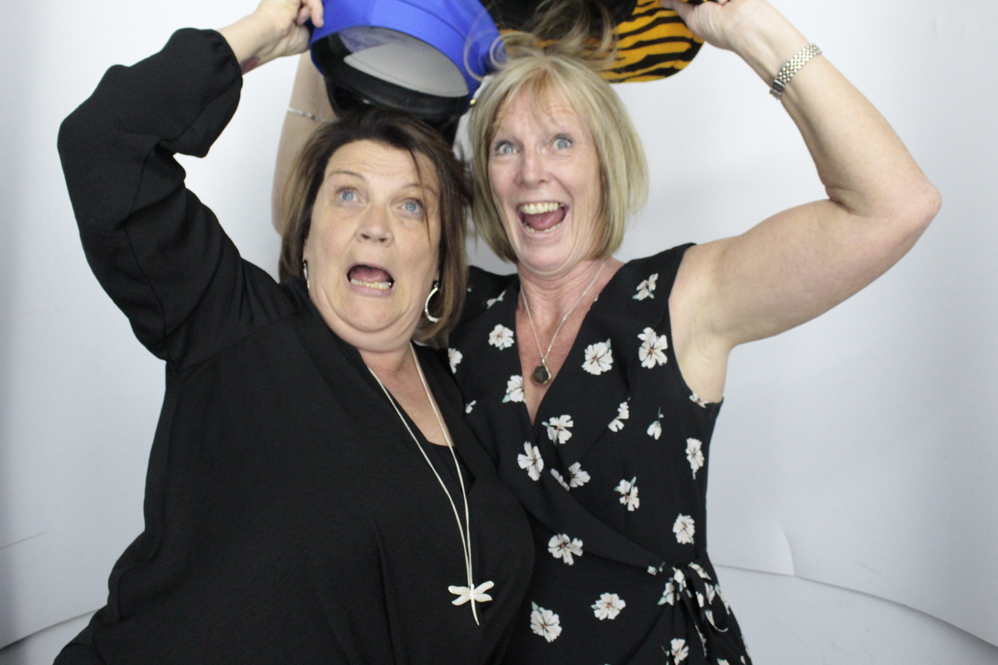 Mandy's 60th  Birthday Party | View more photos from the event at gallery.myphotoboothexperience.co.uk/u/MyPhotoBoothExperienceLtd/Mandys-60th-Birthday-Party